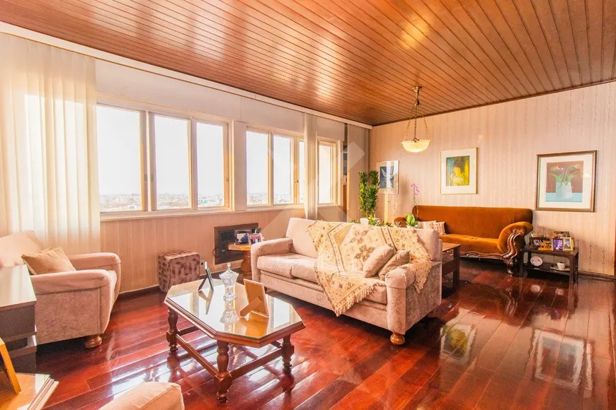 Foto 1 de Apartamento com 3 Quartos à venda, 168m² em Independência, Porto Alegre