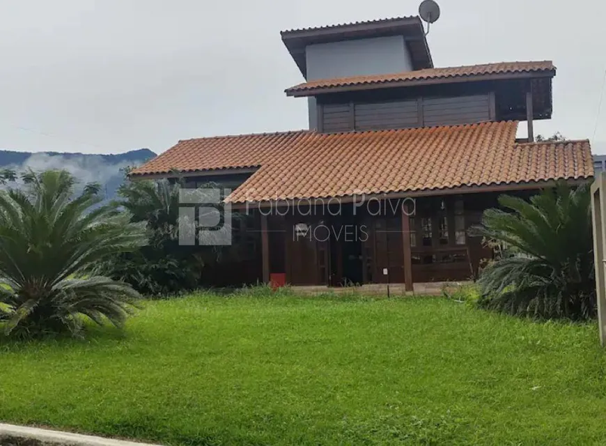 Foto 1 de Casa com 3 Quartos à venda, 425m² em Horto Florestal, Ubatuba