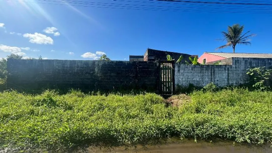 Foto 1 de Lote/Terreno à venda, 300m² em Balneário Gaivota, Itanhaém