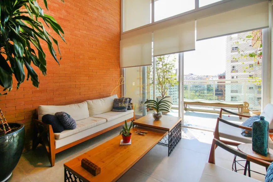 Foto 1 de Apartamento com 3 Quartos à venda, 178m² em Panamby, São Paulo