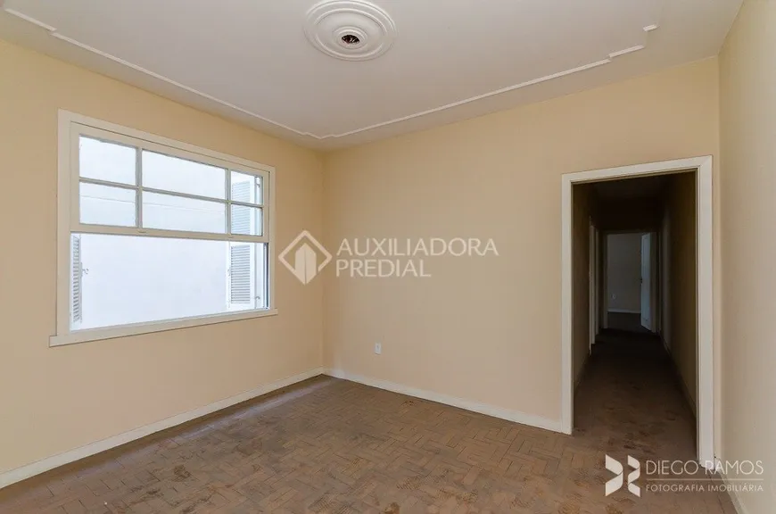 Foto 1 de Apartamento com 2 Quartos à venda, 67m² em Floresta, Porto Alegre