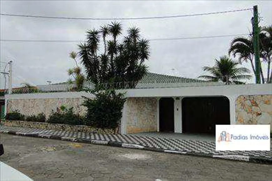 Foto 1 de Casa com 3 Quartos à venda, 190m² em Balneario Flórida Mirim, Mongaguá