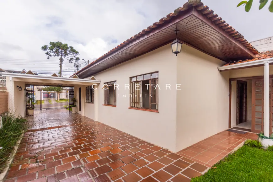 Foto 1 de Casa com 5 Quartos à venda, 236m² em Rebouças, Curitiba