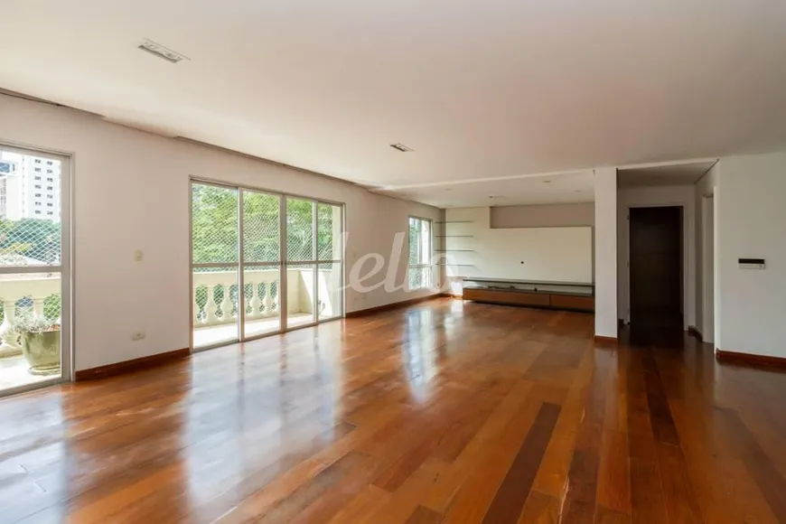 Foto 1 de Apartamento com 3 Quartos para alugar, 220m² em Paraíso, São Paulo