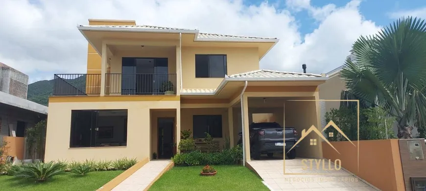 Foto 1 de Casa de Condomínio com 4 Quartos à venda, 228m² em Praia de Fora, Palhoça