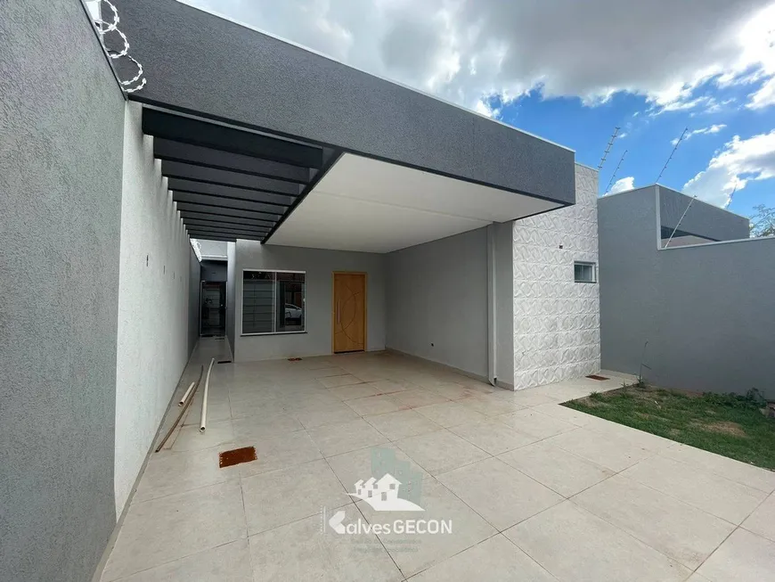 Foto 1 de Casa com 3 Quartos à venda, 130m² em Parque Residencial Rita Vieira, Campo Grande