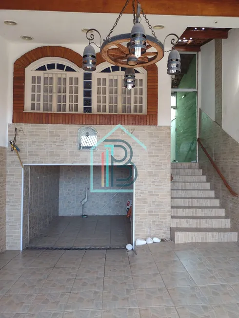 Foto 1 de Sobrado com 4 Quartos para venda ou aluguel, 500m² em Vila Gustavo, São Paulo