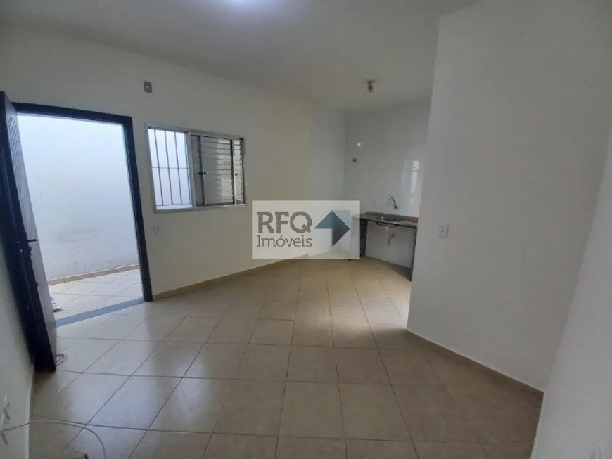 Foto 1 de Casa com 1 Quarto para alugar, 40m² em Vila Marte, São Paulo