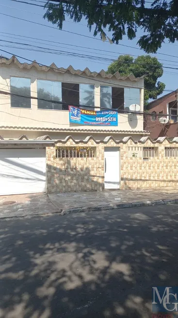 Foto 1 de Casa com 3 Quartos à venda, 184m² em Doutor Laureano, Duque de Caxias