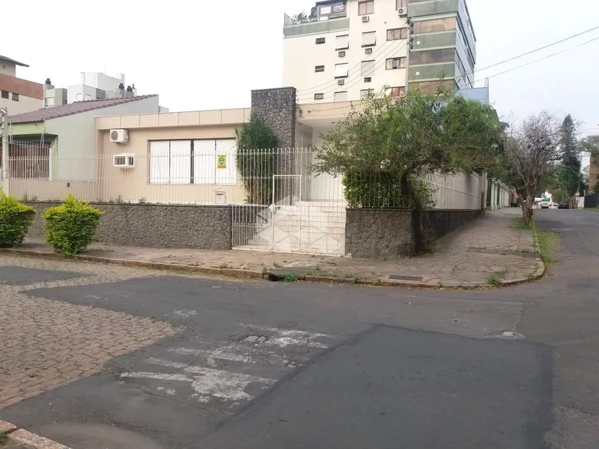 Foto 1 de Casa com 3 Quartos à venda, 330m² em Jardim Lindóia, Porto Alegre