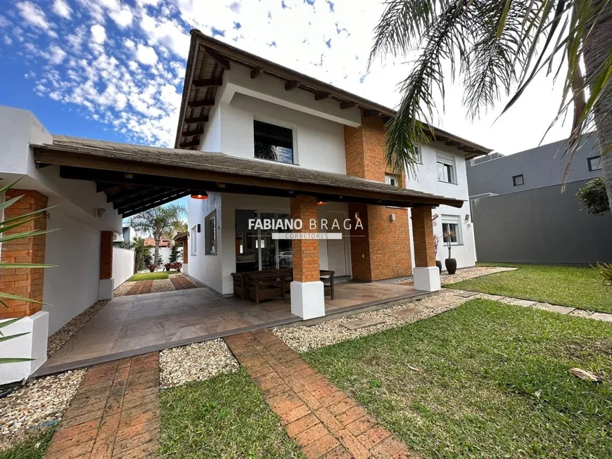 Foto 1 de Casa com 4 Quartos à venda, 230m² em Atlantida, Xangri-lá