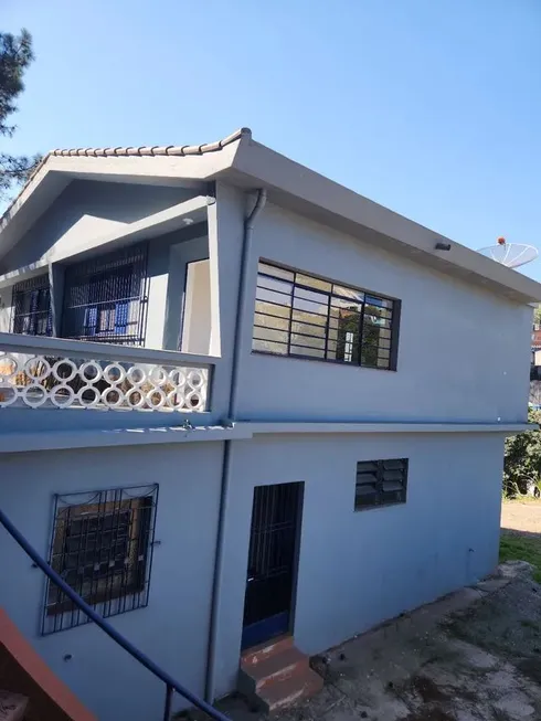 Foto 1 de Casa com 3 Quartos para alugar, 175m² em Jaragua, São Paulo
