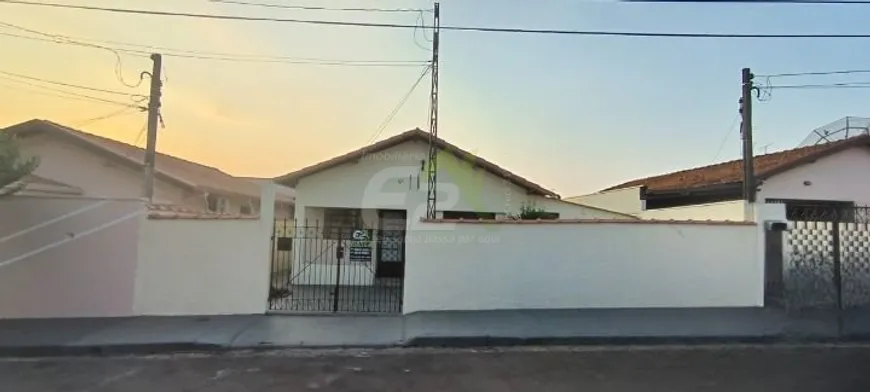 Foto 1 de Casa com 3 Quartos à venda, 135m² em Chacara Sao Caetano, São Carlos