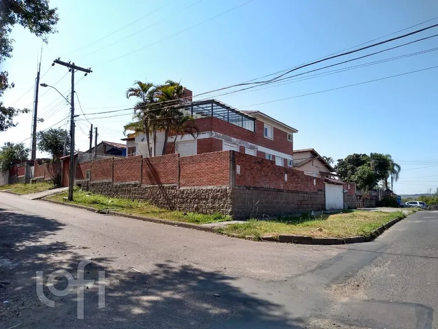 Foto 1 de Casa com 6 Quartos à venda, 321m² em Vila Jardim, Porto Alegre