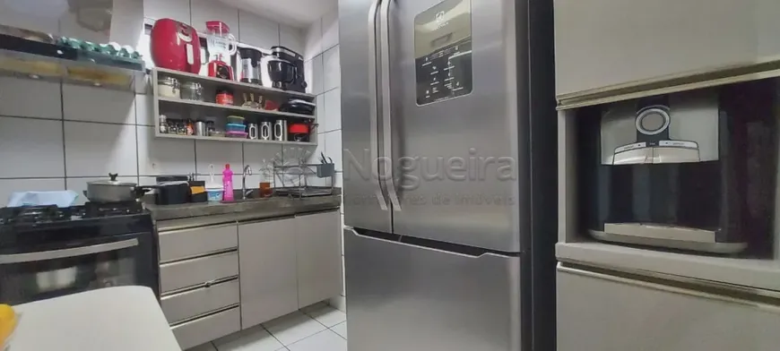 Foto 1 de Apartamento com 3 Quartos à venda, 70m² em Madalena, Recife