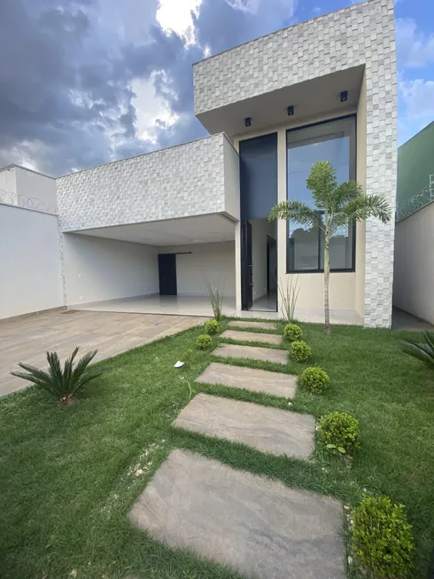 Foto 1 de Casa com 3 Quartos à venda, 250m² em Bairro Independencia, Aparecida de Goiânia