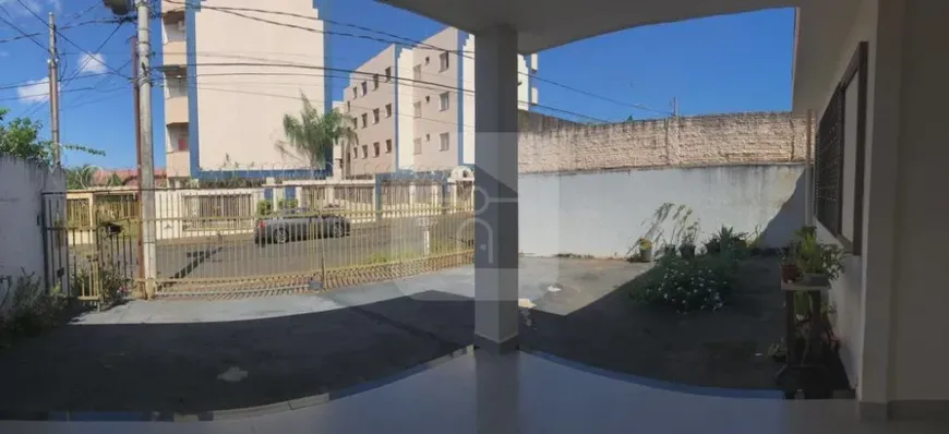 Foto 1 de Casa com 4 Quartos à venda, 160m² em Brasil, Uberlândia