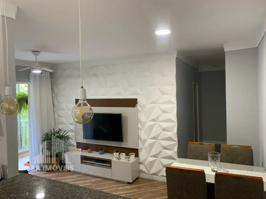 Foto 1 de Apartamento com 2 Quartos à venda, 72m² em Jardim Tupanci, Barueri