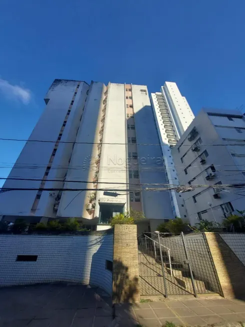 Foto 1 de Apartamento com 3 Quartos à venda, 108m² em Casa Amarela, Recife