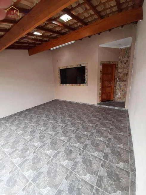 Foto 1 de Casa com 2 Quartos à venda, 68m² em Recanto dos Coqueirais, Taubaté