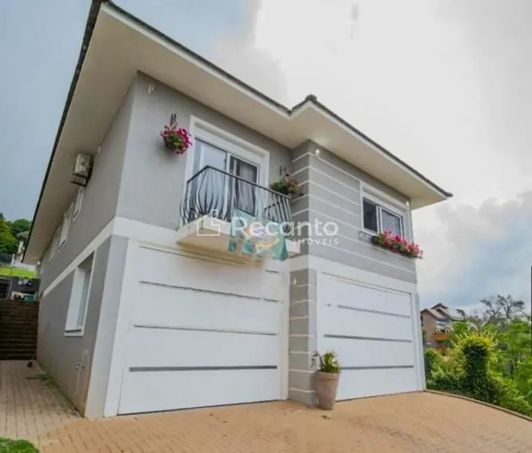 Foto 1 de Casa com 3 Quartos à venda, 283m² em Vale das Colinas, Gramado