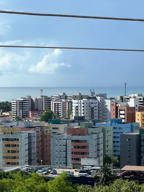 Foto 1 de Apartamento com 3 Quartos para alugar, 70m² em Mangabeiras, Maceió