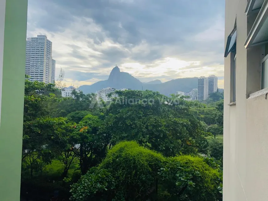 Foto 1 de Apartamento com 1 Quarto à venda, 40m² em Botafogo, Rio de Janeiro