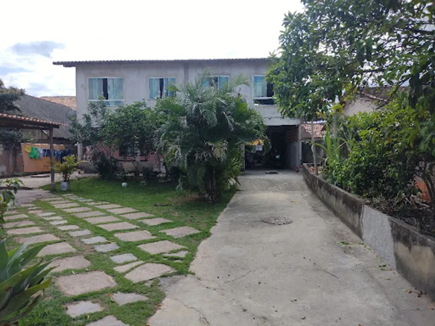 Foto 1 de Casa com 2 Quartos à venda, 240m² em Jardim Marileia, Rio das Ostras