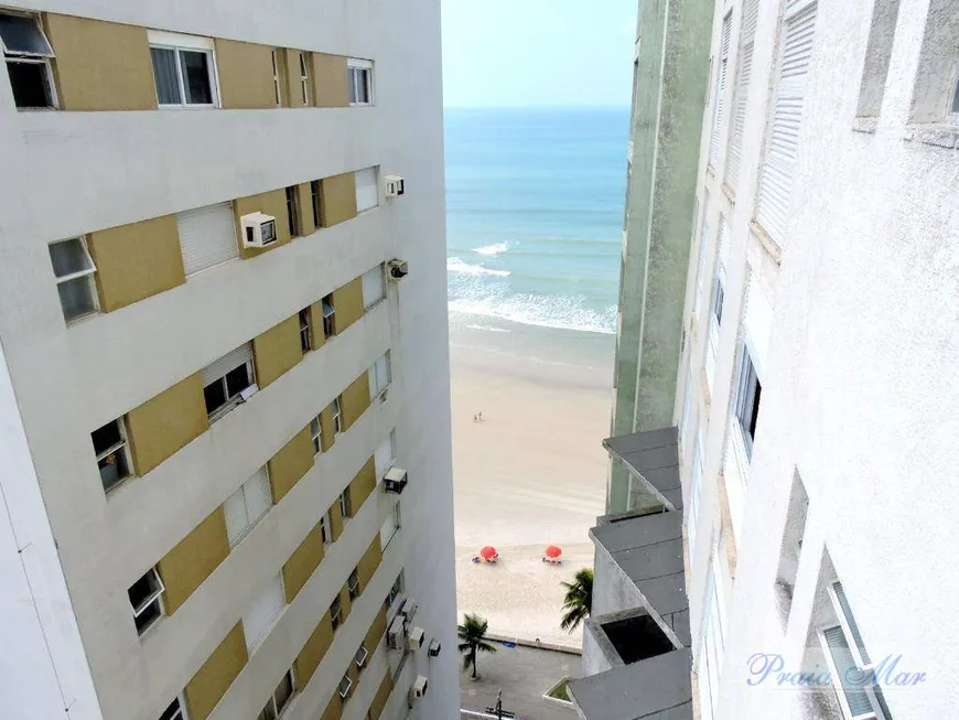 Foto 1 de Apartamento com 2 Quartos à venda, 100m² em Praia das Pitangueiras, Guarujá