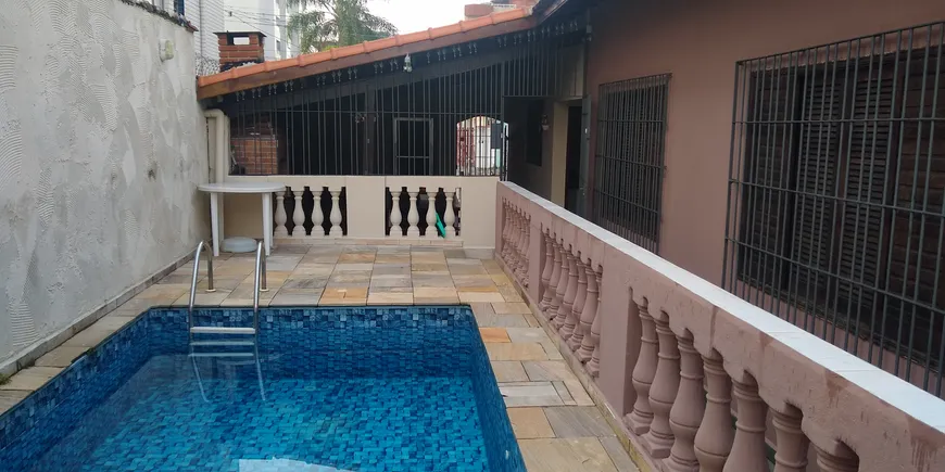 Foto 1 de Casa com 3 Quartos à venda, 150m² em Vila Caicara, Praia Grande