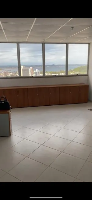 Foto 1 de Sala Comercial para venda ou aluguel, 30m² em Centro, Macaé