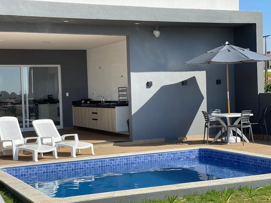 Foto 1 de Casa de Condomínio com 4 Quartos à venda, 450m² em Condominio Terras De Santa Cristina, Paranapanema