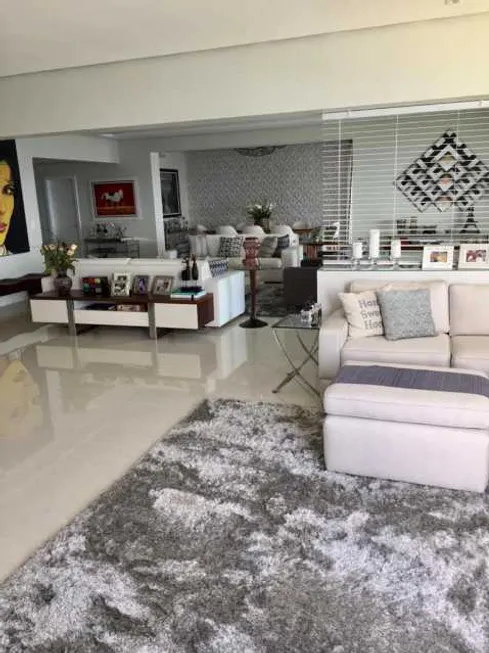 Foto 1 de Apartamento com 3 Quartos à venda, 386m² em Barra da Tijuca, Rio de Janeiro