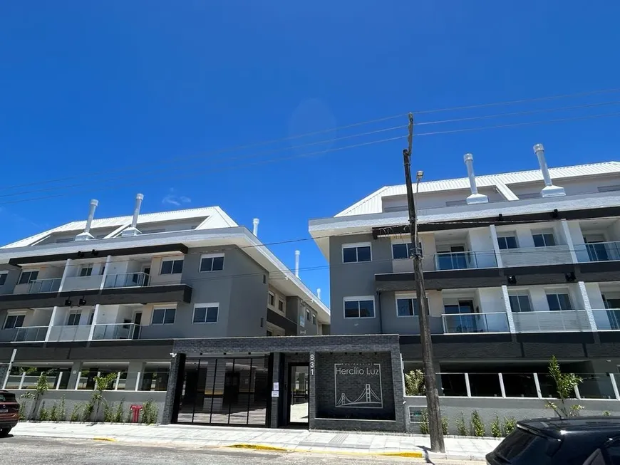 Foto 1 de Apartamento com 2 Quartos à venda, 62m² em Ingleses do Rio Vermelho, Florianópolis