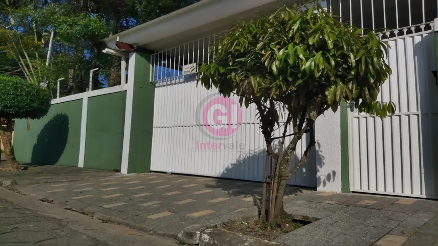 Foto 1 de Casa com 3 Quartos à venda, 220m² em Cidade Jardim, Jacareí