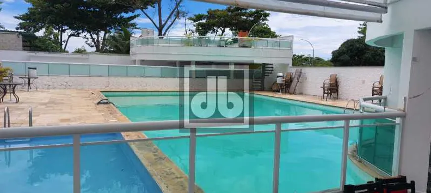 Foto 1 de Apartamento com 2 Quartos à venda, 58m² em Barra da Tijuca, Rio de Janeiro