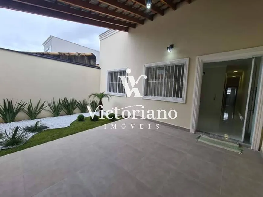 Foto 1 de Casa com 3 Quartos à venda, 161m² em Loteamento Villa Branca, Jacareí