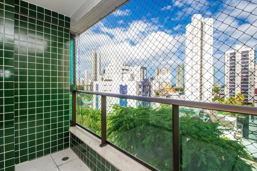 Foto 1 de Apartamento com 4 Quartos à venda, 137m² em Boa Viagem, Recife