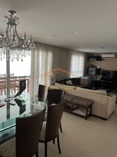 Foto 1 de Apartamento com 3 Quartos à venda, 162m² em Barra Funda, São Paulo