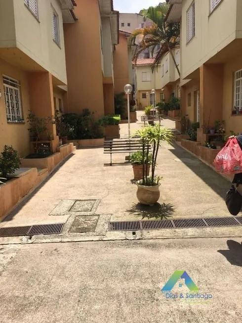 Foto 1 de Sobrado com 3 Quartos à venda, 74m² em Vila Eldizia, Santo André