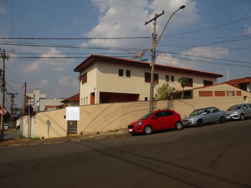 Foto 1 de Casa com 3 Quartos para alugar, 202m² em Jardim São Paulo, Americana