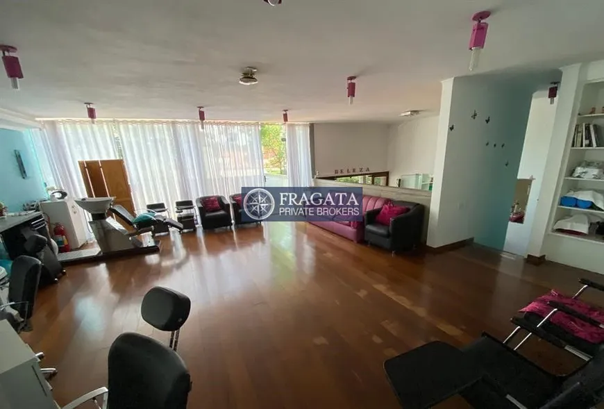 Foto 1 de Casa com 5 Quartos à venda, 400m² em Sumarezinho, São Paulo
