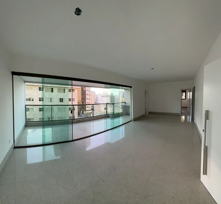 Foto 1 de Apartamento com 4 Quartos à venda, 150m² em Sion, Belo Horizonte