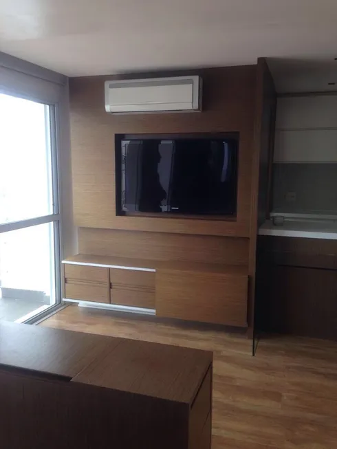 Foto 1 de Apartamento com 1 Quarto para alugar, 48m² em Indianópolis, São Paulo