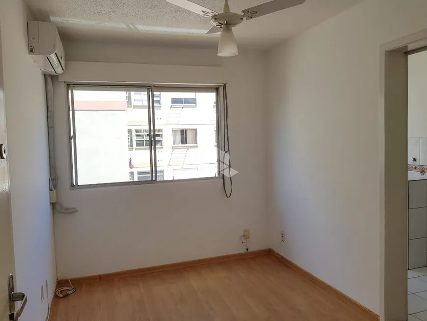 Foto 1 de Apartamento com 1 Quarto à venda, 33m² em Santo Antônio, Porto Alegre