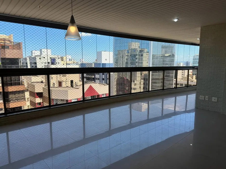 Foto 1 de Apartamento com 4 Quartos à venda, 198m² em Praia da Costa, Vila Velha