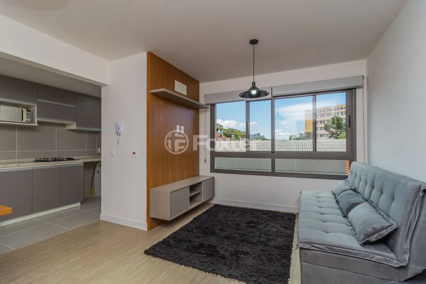 Foto 1 de Apartamento com 1 Quarto à venda, 44m² em Farroupilha, Porto Alegre