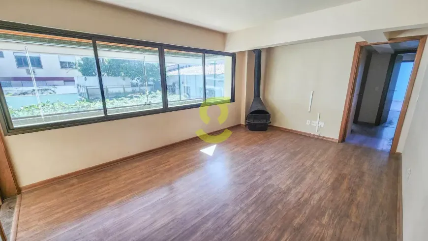 Foto 1 de Apartamento com 3 Quartos para alugar, 216m² em Bela Vista, Porto Alegre