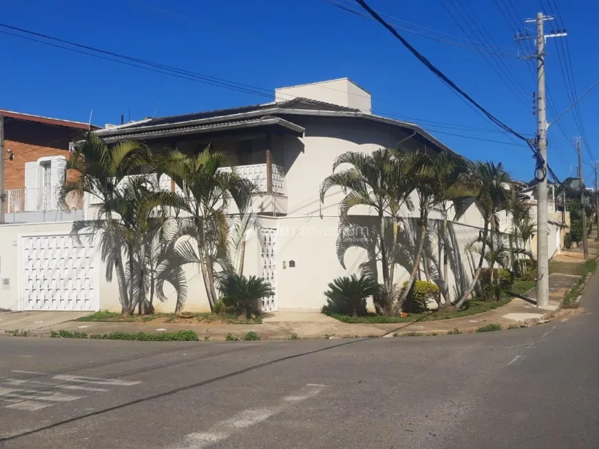 Foto 1 de Sobrado com 3 Quartos à venda, 182m² em Jardim Chapadão, Campinas