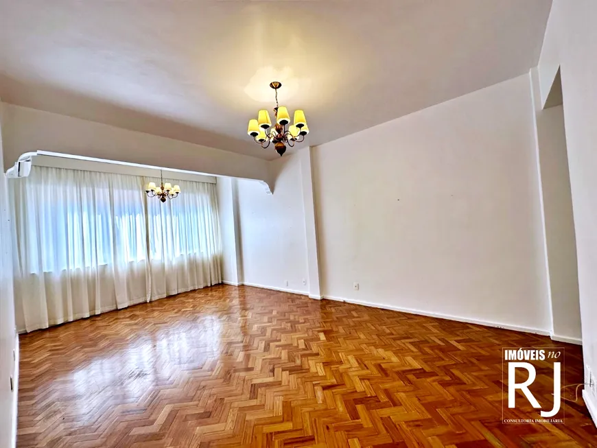 Foto 1 de Apartamento com 3 Quartos à venda, 106m² em Leblon, Rio de Janeiro